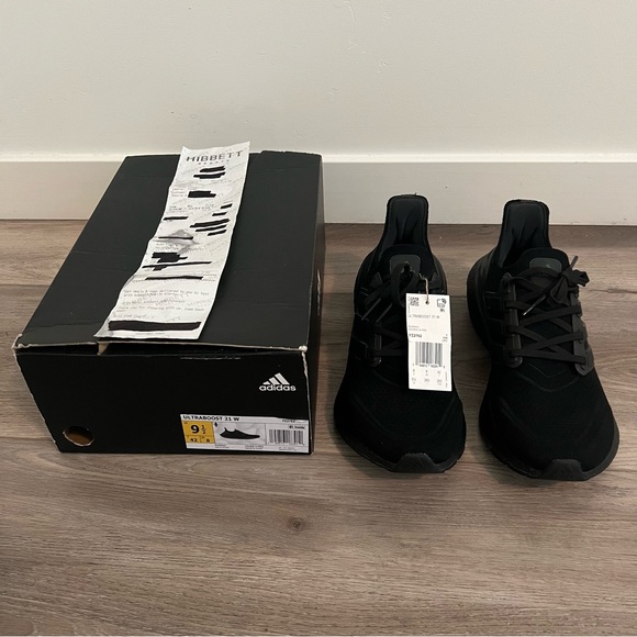 adidas Women's Ultraboost 21 Running Shoe- Color: Black/Black/Black- Size 9.5 - Picture 3 of 15